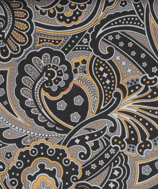 PERFECTLY BLACK, I- SILK Pocket Square– Vintage Paisley PERFECTLY BLACK, I- SILK Pocket Square– Vintage Paisley