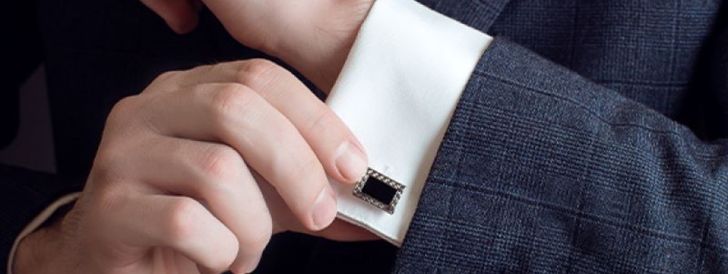 Master the art of coordinating cufflinks with shirts and suits Master the art of coordinating cufflinks with shirts and suits