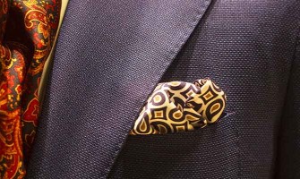 Tips for flawlessly coordinating a tie and pocket square set Tips for flawlessly coordinating a tie and pocket square set